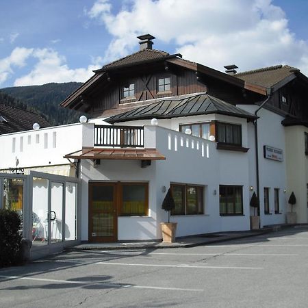 Pizzeria Restaurant Wieser Rasun di Sotto Exterior photo