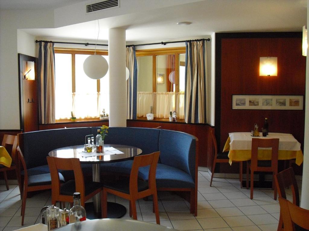 Pizzeria Restaurant Wieser Rasun di Sotto Exterior photo